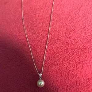 Pearl Pendant Necklace